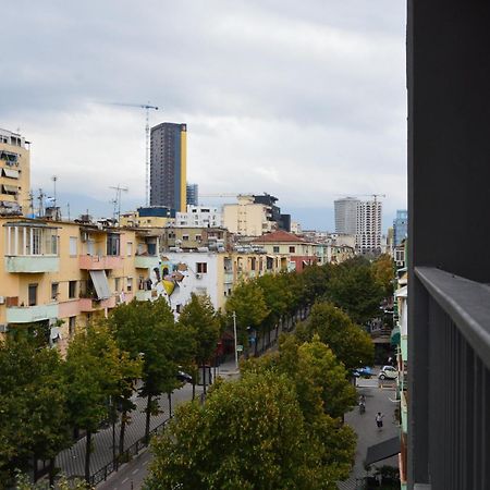 Tirana Getaway Apartments Exteriör bild