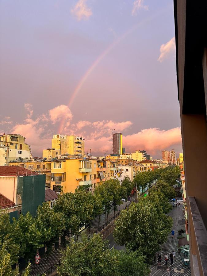 Tirana Getaway Apartments Exteriör bild